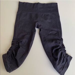 Lululemon Flow n Crop leggings